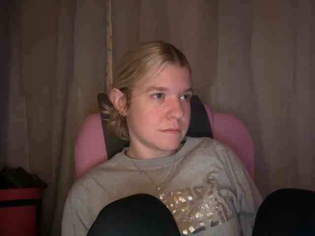 AmericnBarbie webcam