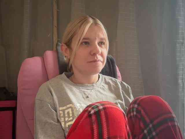 AmericnBarbie webcam