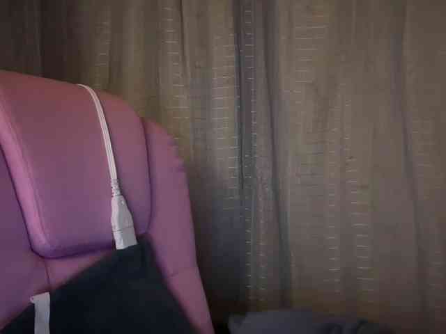 AmericnBarbie webcam