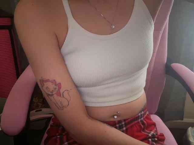 AmericnBarbie webcam