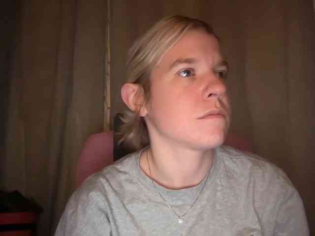 AmericnBarbie webcam