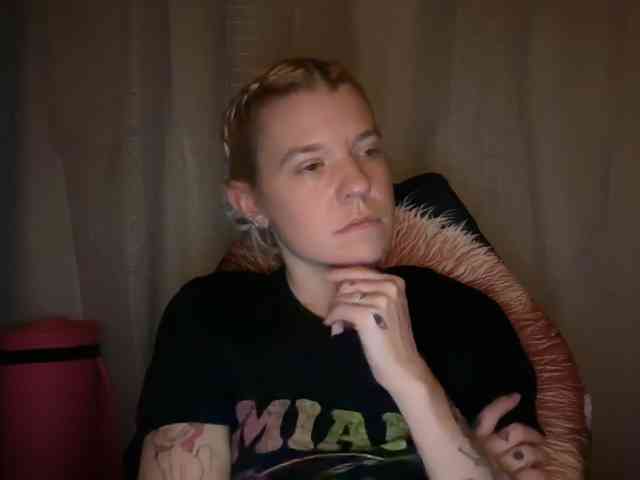 AmericnBarbie webcam