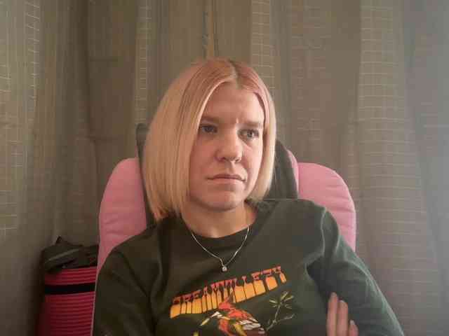 AmericnBarbie webcam