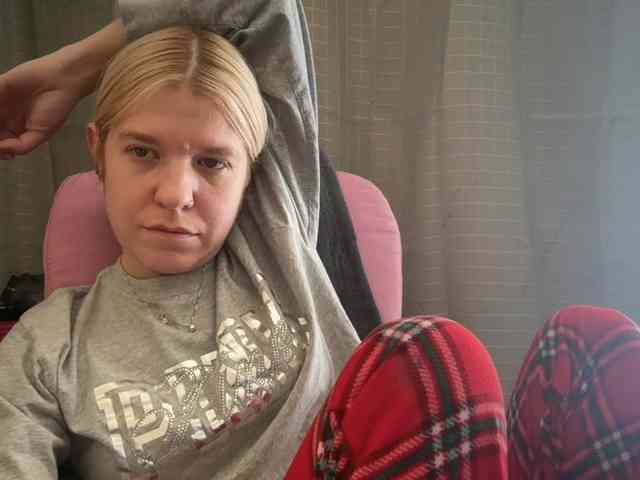 AmericnBarbie webcam