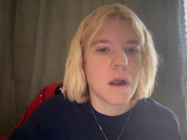 AmericnBarbie webcam