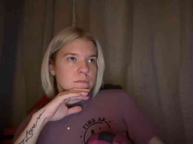 AmericnBarbie webcam