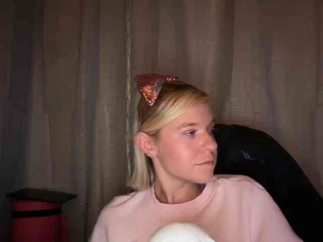 AmericnBarbie webcam