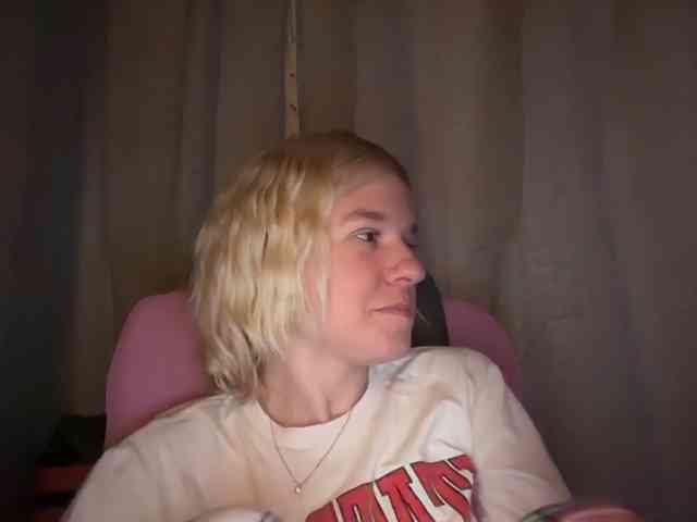 AmericnBarbie webcam