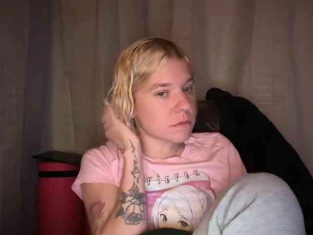 AmericnBarbie webcam