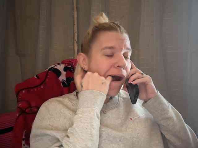 AmericnBarbie webcam