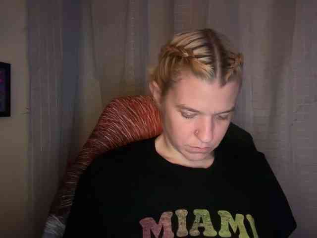 AmericnBarbie webcam