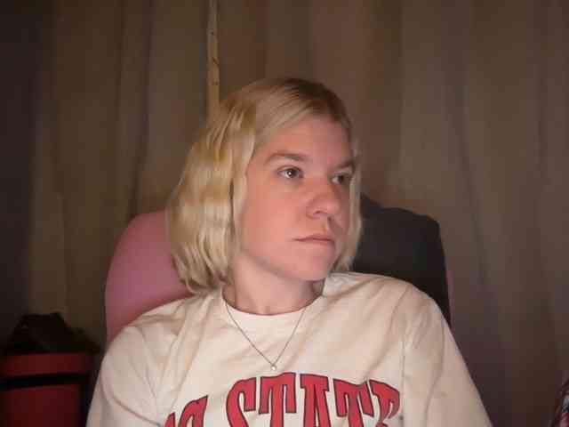 AmericnBarbie webcam