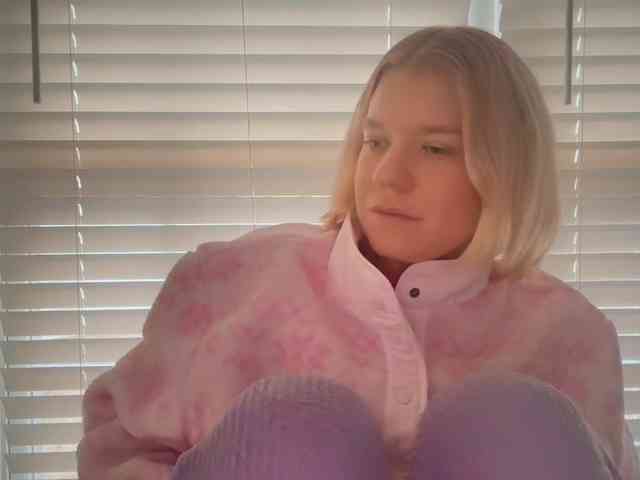 AmericnBarbie webcam