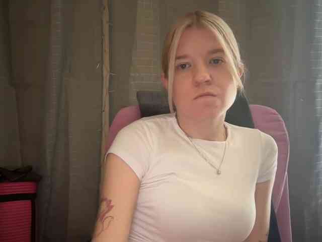 AmericnBarbie webcam