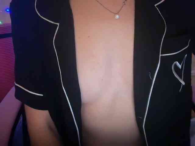 AmericnBarbie webcam