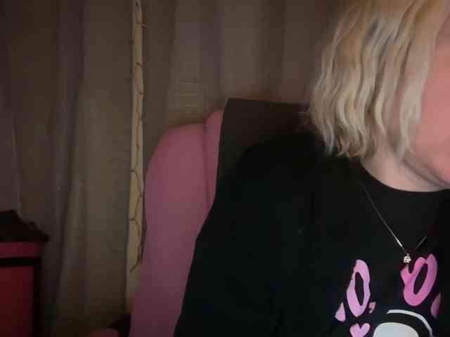 AmericnBarbie webcam