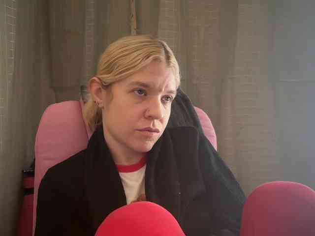 AmericnBarbie webcam