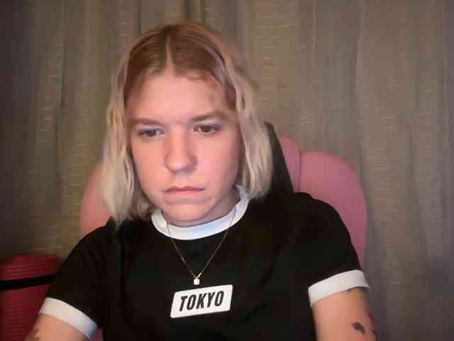 AmericnBarbie webcam