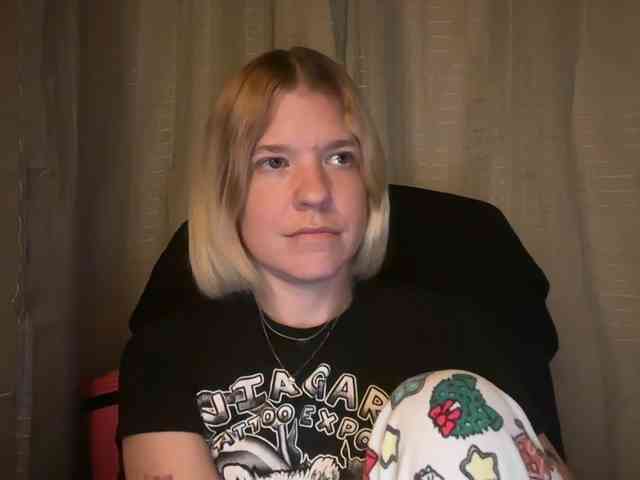 AmericnBarbie webcam