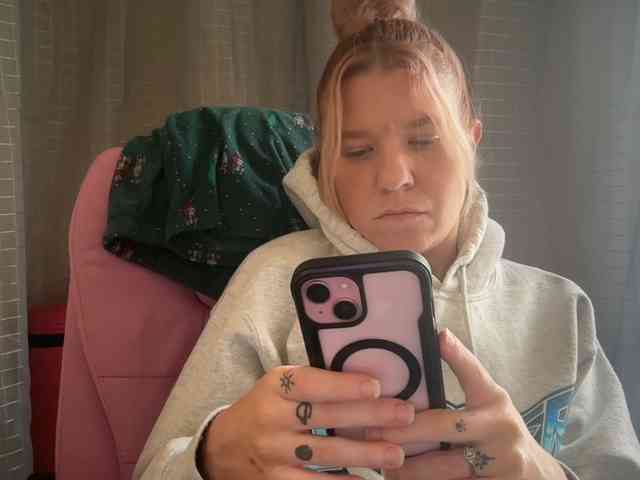 AmericnBarbie webcam