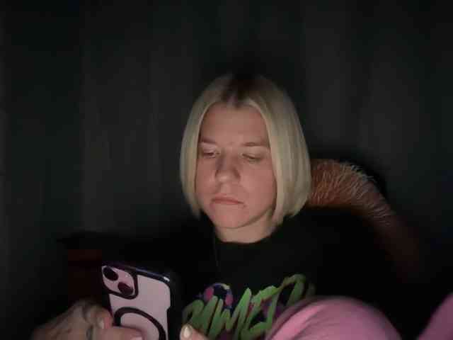 AmericnBarbie webcam