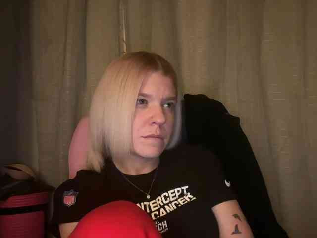 AmericnBarbie webcam