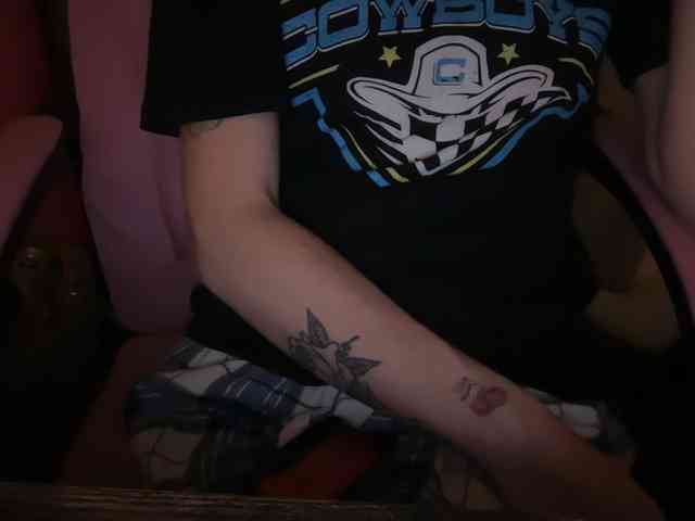 AmericnBarbie webcam