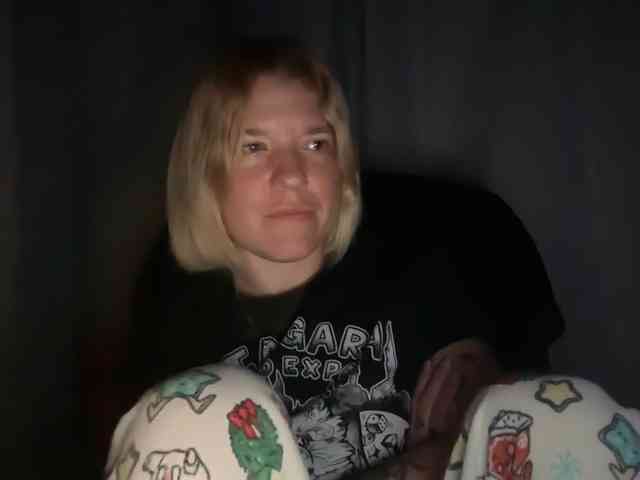 AmericnBarbie webcam