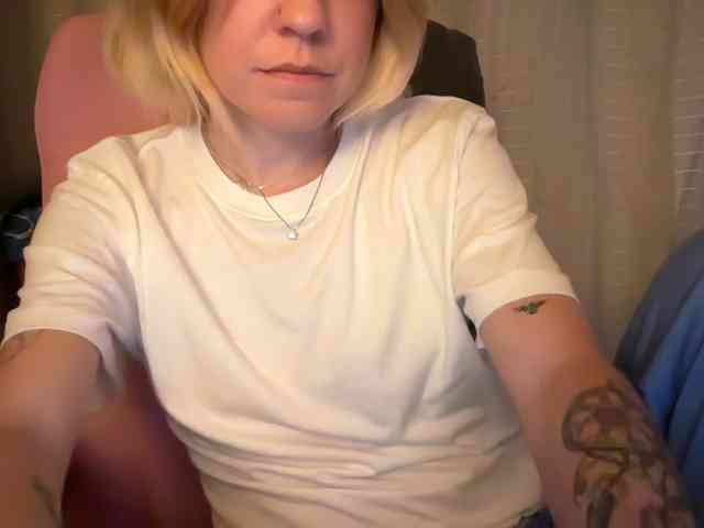 AmericnBarbie webcam