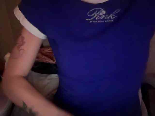 AmericnBarbie webcam