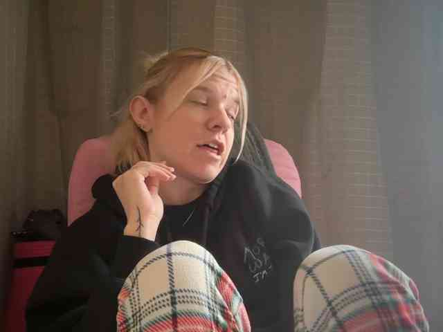 AmericnBarbie webcam