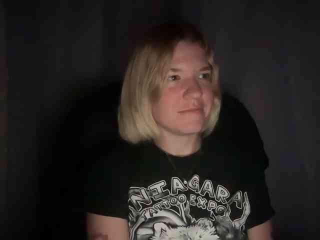 AmericnBarbie webcam