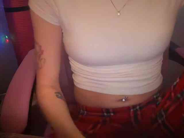 AmericnBarbie webcam