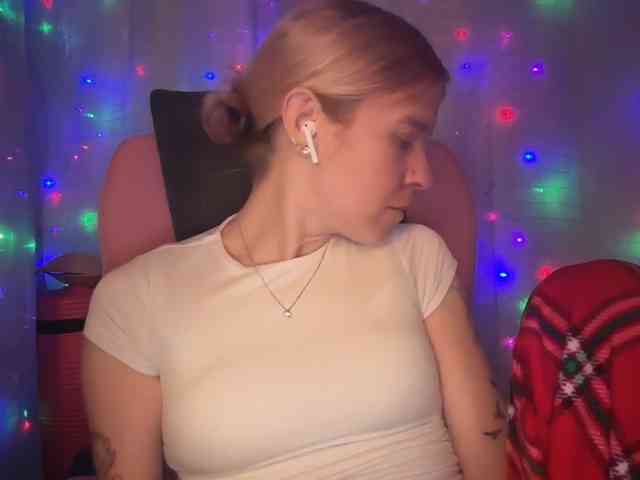 AmericnBarbie webcam