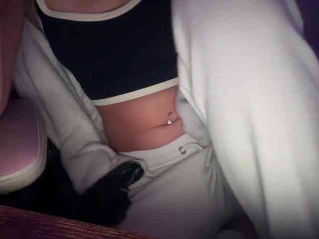 AmericnBarbie webcam