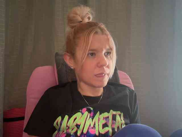 AmericnBarbie webcam