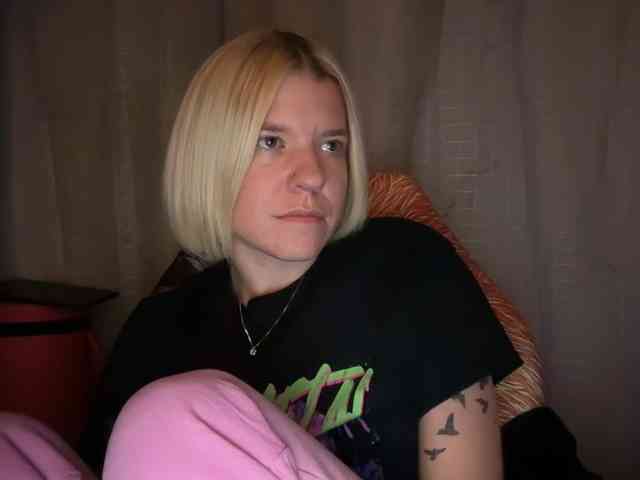 AmericnBarbie webcam