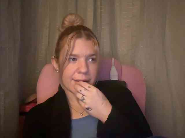 AmericnBarbie webcam