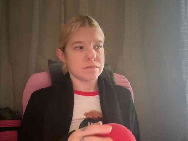 AmericnBarbie webcam