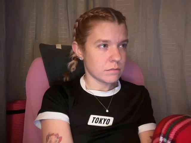 AmericnBarbie webcam