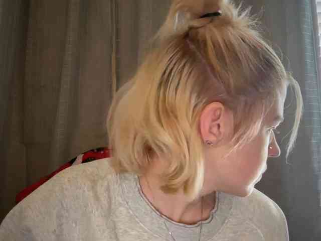 AmericnBarbie webcam