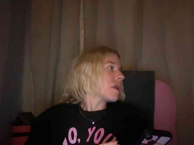 AmericnBarbie webcam