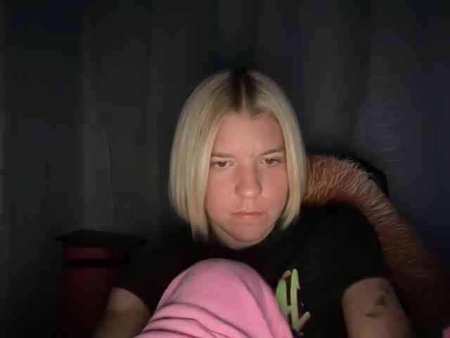 AmericnBarbie webcam