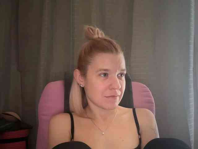 AmericnBarbie webcam