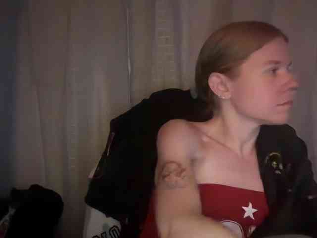 AmericnBarbie webcam