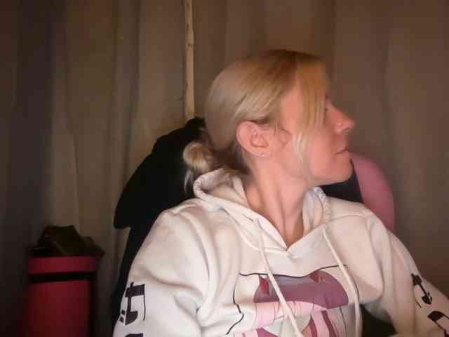 AmericnBarbie webcam