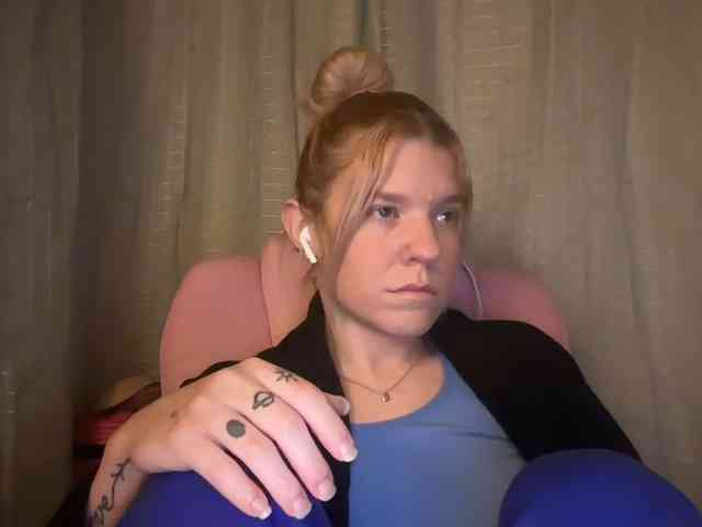 AmericnBarbie webcam