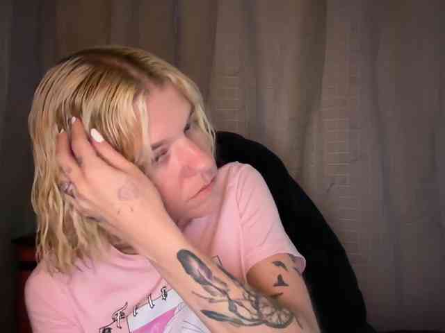 AmericnBarbie webcam