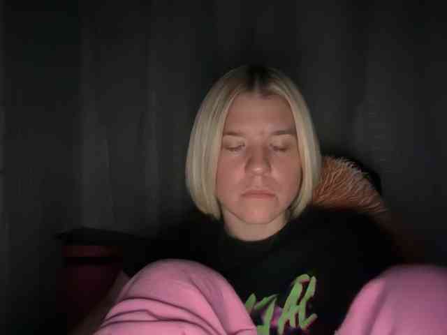 AmericnBarbie webcam