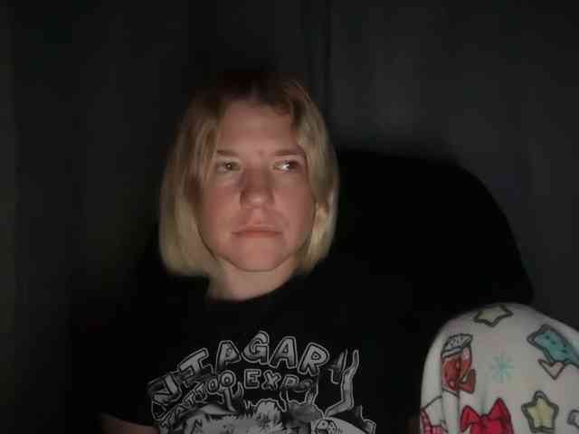 AmericnBarbie webcam